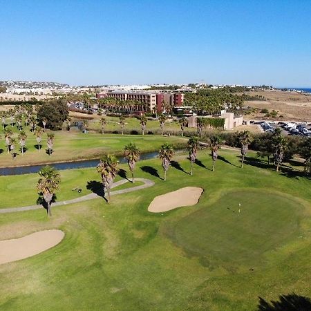 Ambassador Salgados Beach Suites Albufeira Ngoại thất bức ảnh
