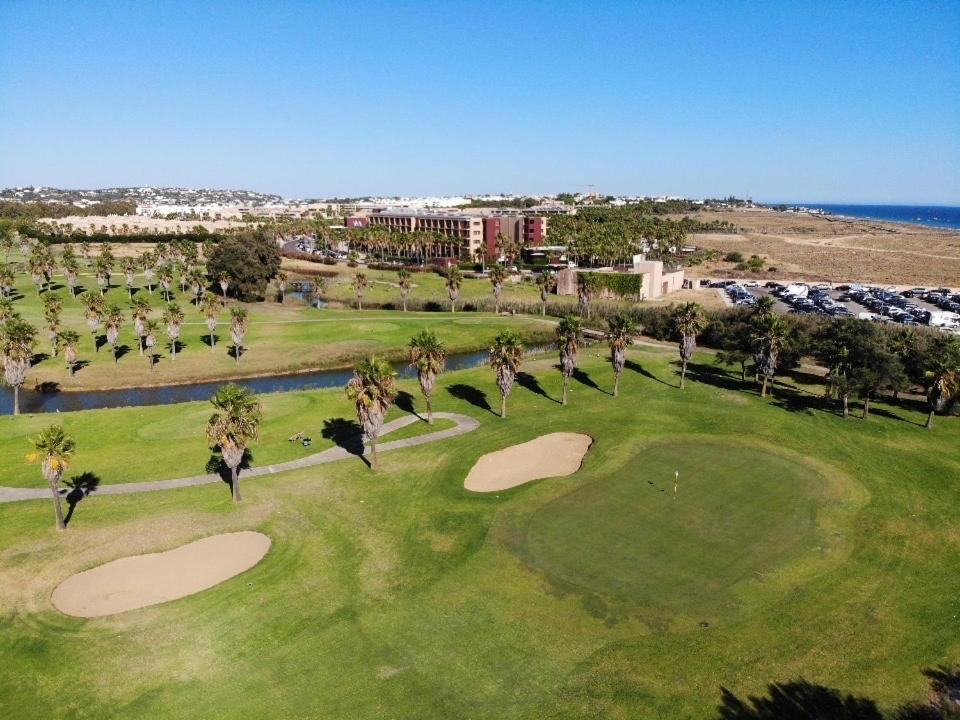 Ambassador Salgados Beach Suites Albufeira Ngoại thất bức ảnh