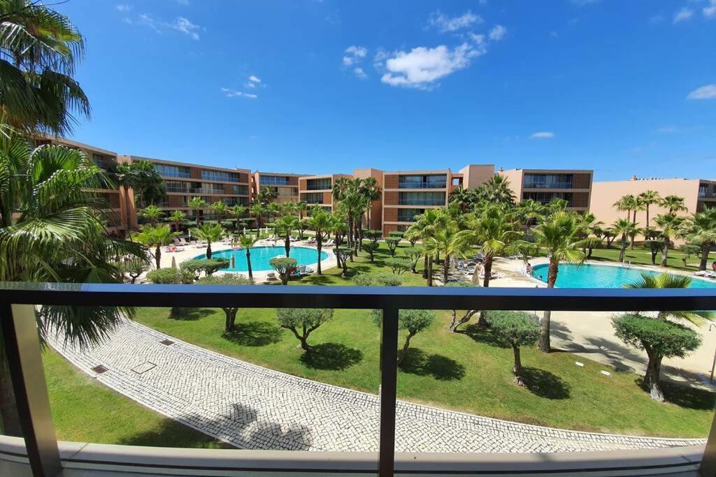 Ambassador Salgados Beach Suites Albufeira Ngoại thất bức ảnh